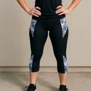 90 Degree by Reflex Women's Black and Gray Activewear Leggings Size L